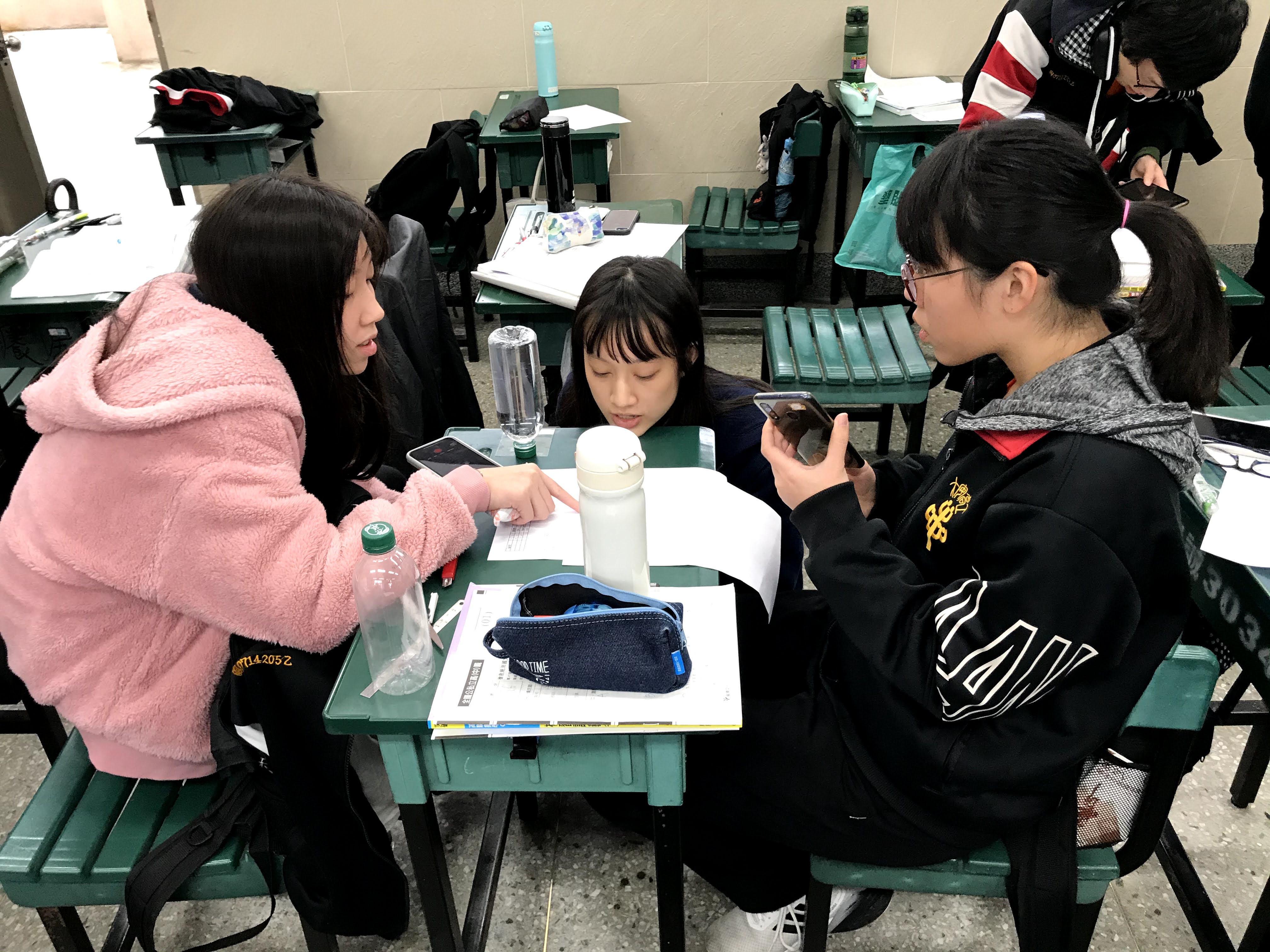 20201221 製圖三乙摩擦力實驗- 電腦機械製圖科- 臺北市立大安高工