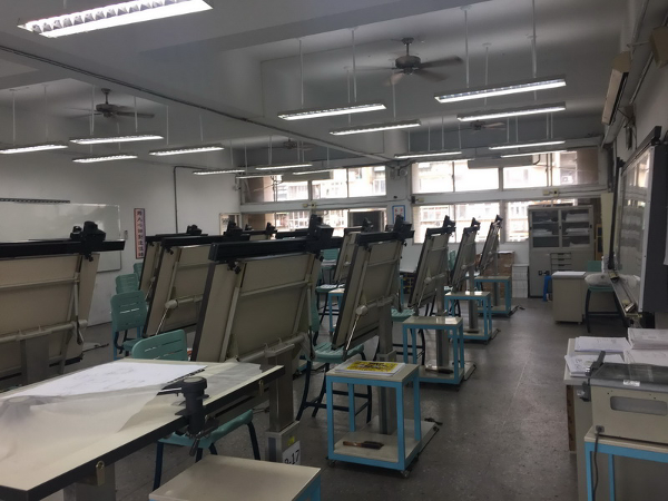 製圖實習工場（B）
